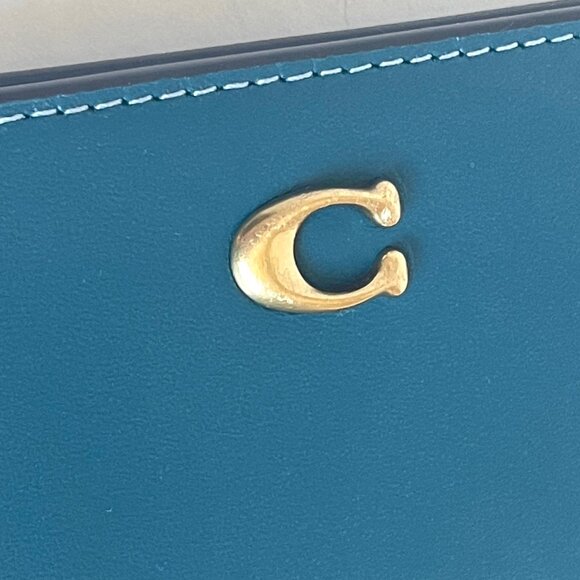 Coach Essential Slim Wallet Marine Blue Calf Leather Phone Wristlet Women’s - Picture 6 of 10